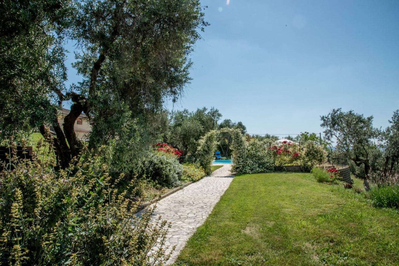 Villa Collebelvedere - Near Rome With Home Restaurant Fara in Sabina Ngoại thất bức ảnh